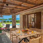 τheano Villa *